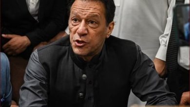 فائز عیسیٰ جیسی حرکتیں کررہا ہے مجھے وہ ذہنی طور پر ٹھیک نہیں لگ رہا، عمران خان