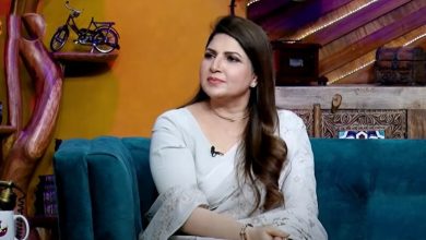 شوبز کے نامور اداکاروں اور گلوکاروں کی حکومتی سطح پر عدم پذیرائی پر سوالات